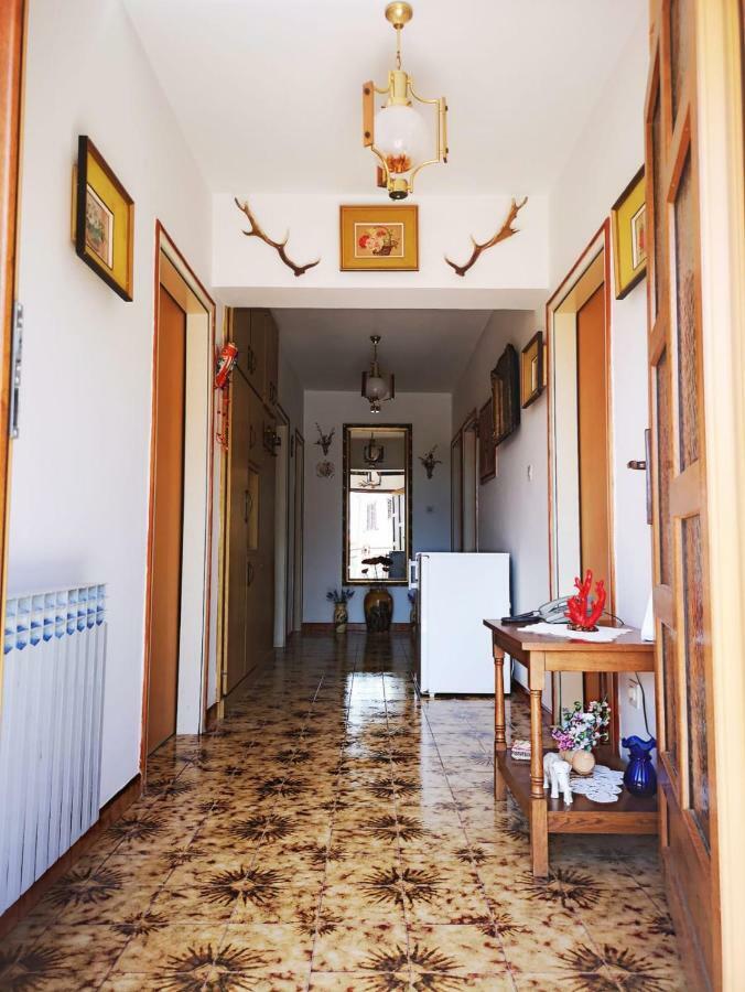 Naomi's Sunshine Apartment Cres