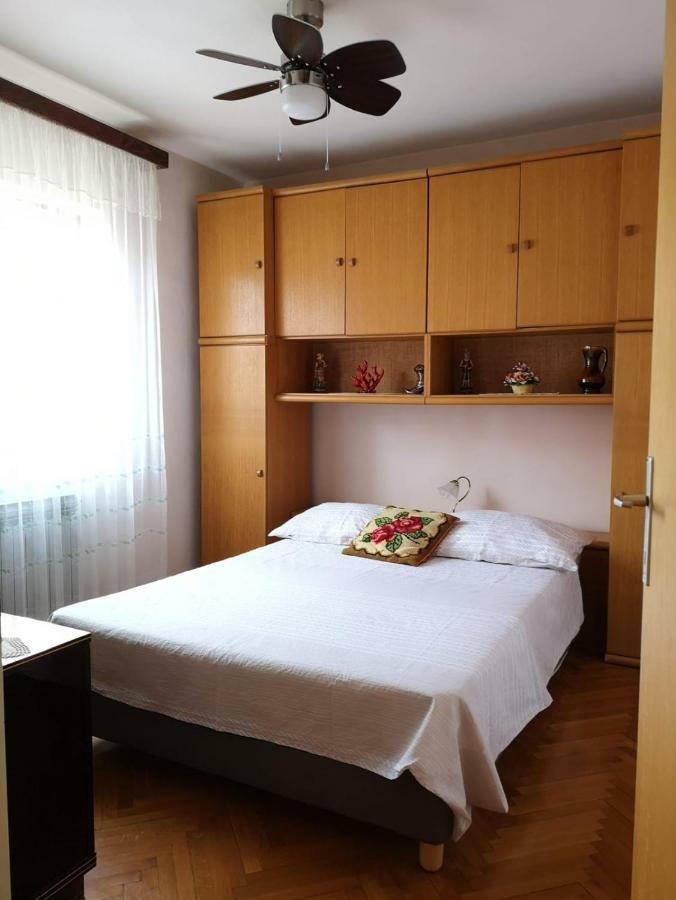 Apartma Naomi's Sunshine *