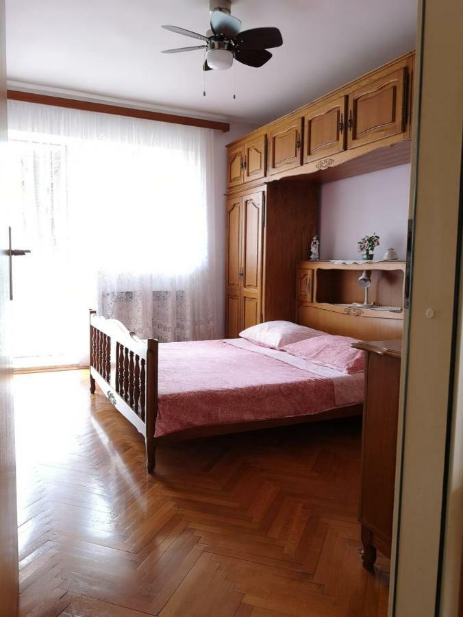 Naomi's Sunshine Apartma *